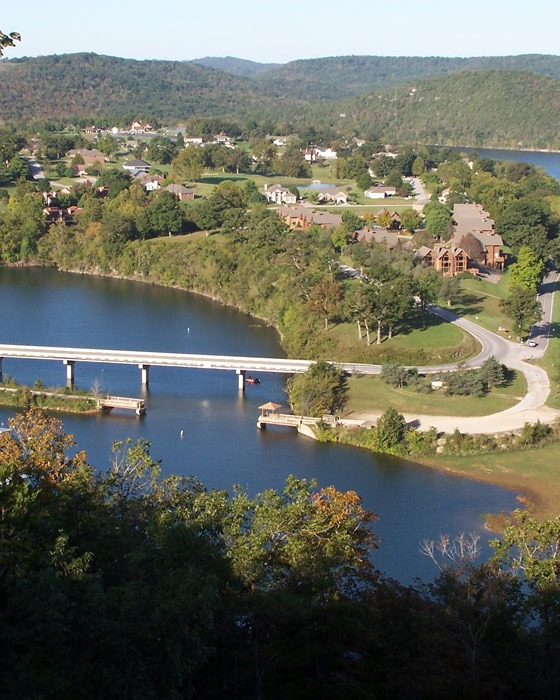 HOLIDAY ISLAND, AR